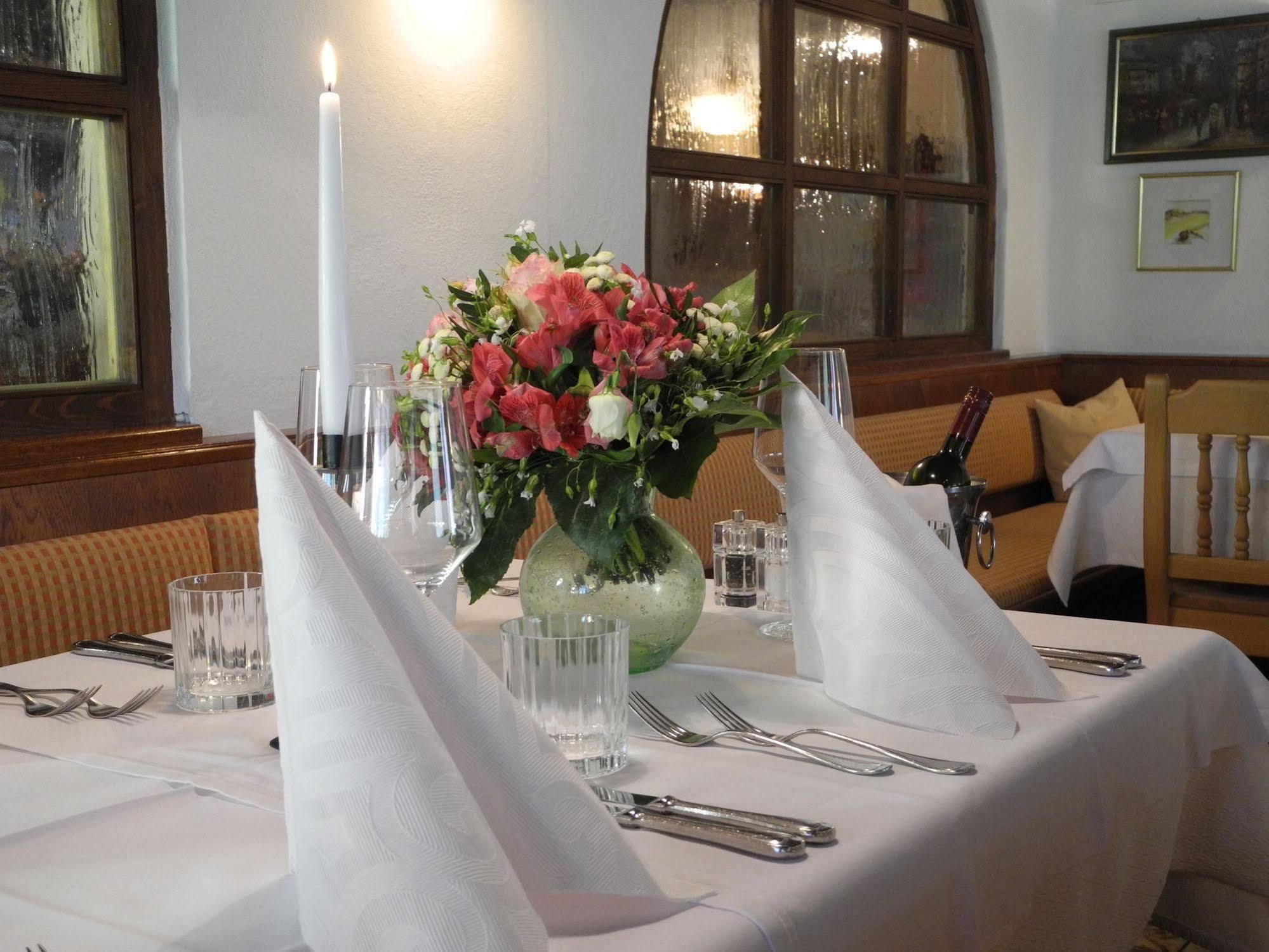 Hotel Gasthof Eschbacher Piesendorf Ngoại thất bức ảnh